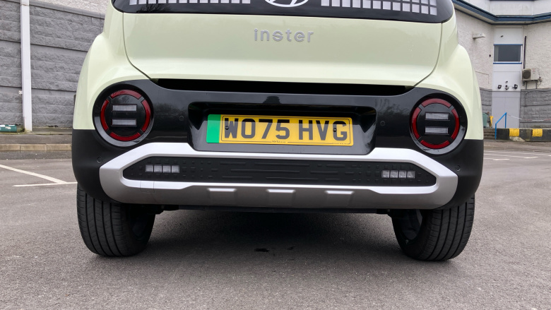 Hyundai INSTER 85kW 02 49kWh 5dr Auto Electric Hatchback